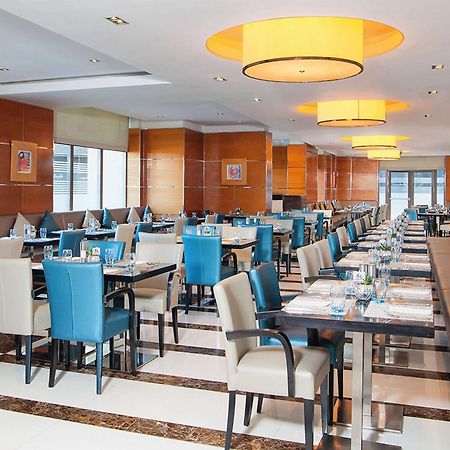 Hotel Hilton Dubai The Walk Esterno foto