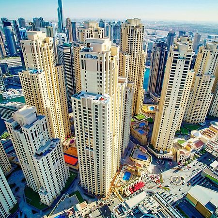 Hotel Hilton Dubai The Walk Esterno foto