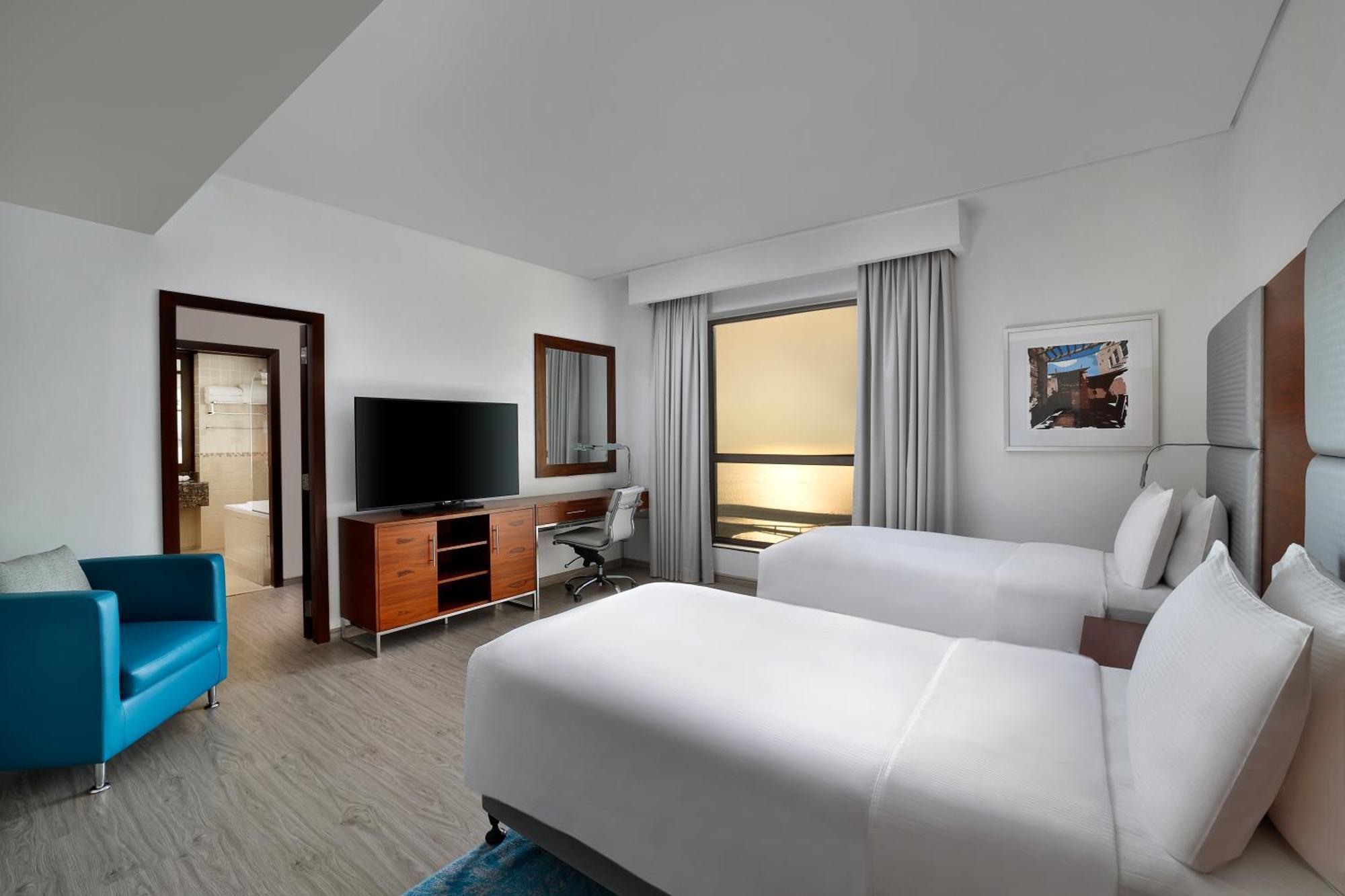 Hotel Hilton Dubai The Walk Esterno foto
