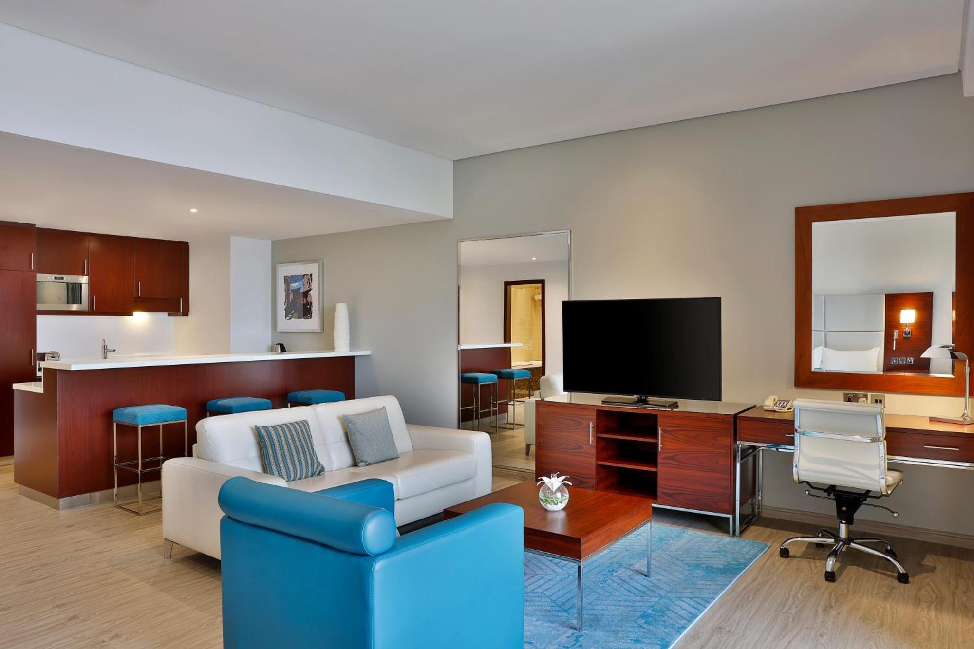 Hotel Hilton Dubai The Walk Esterno foto
