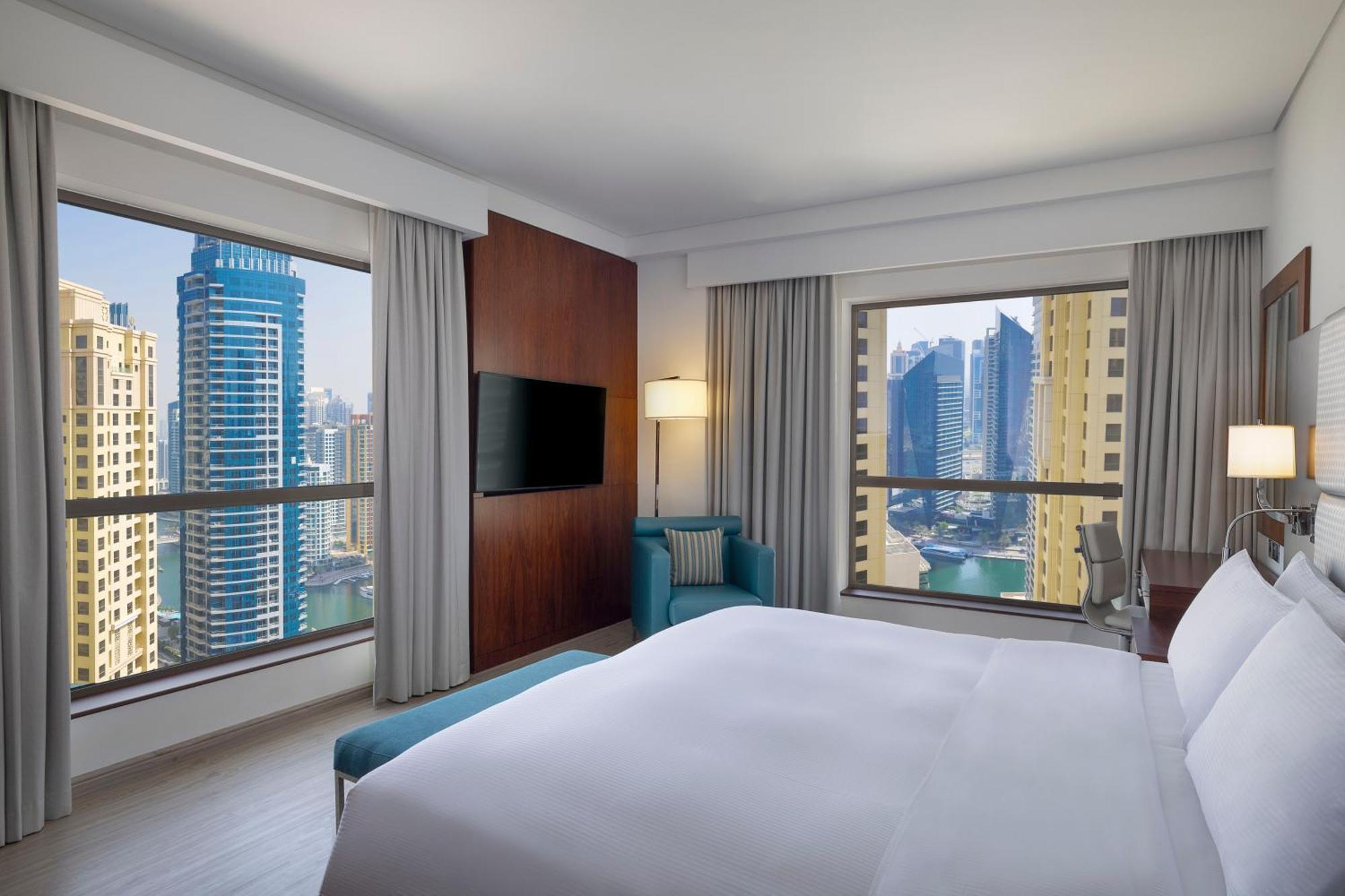 Hotel Hilton Dubai The Walk Esterno foto