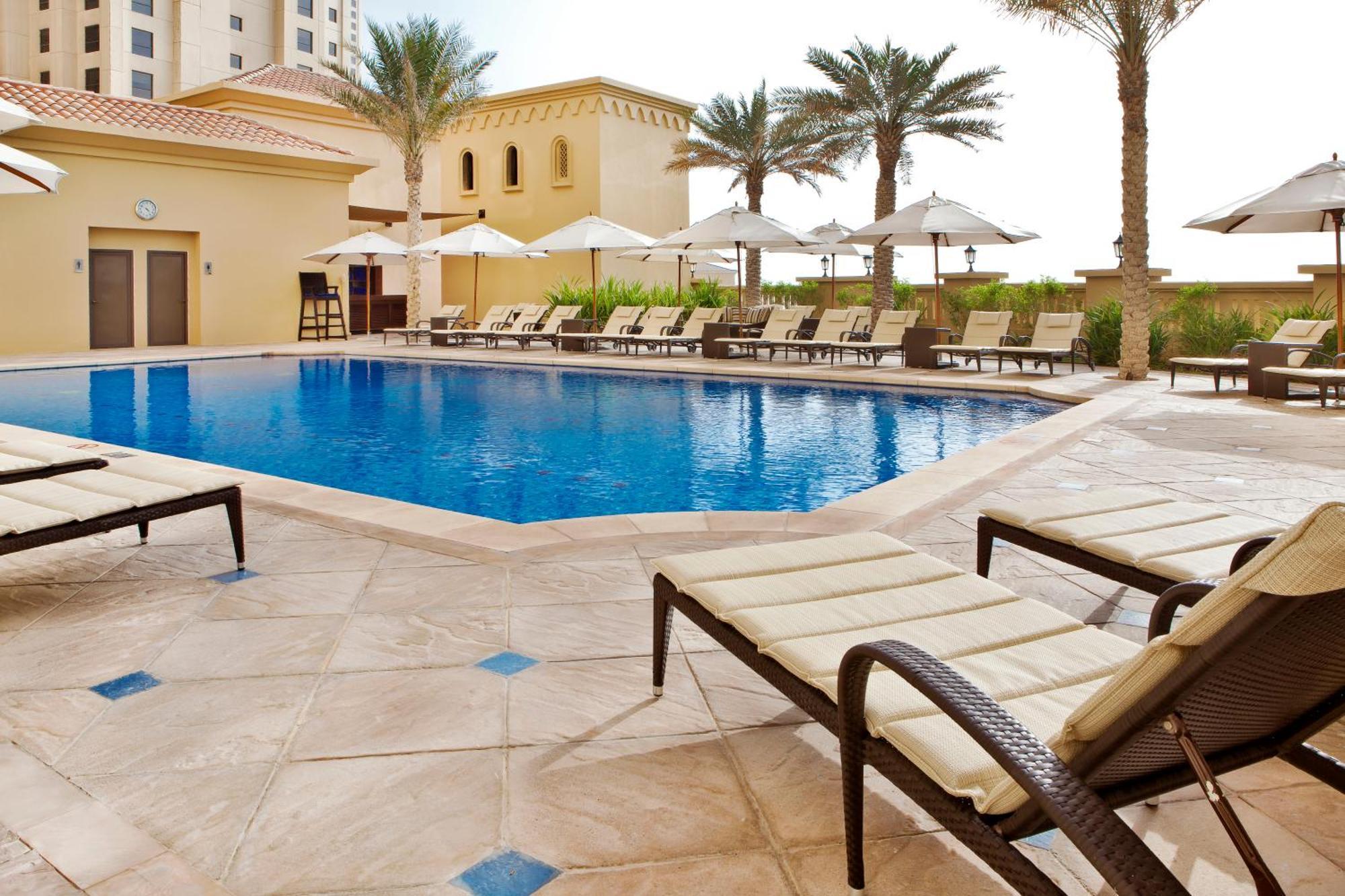 Hotel Hilton Dubai The Walk Esterno foto